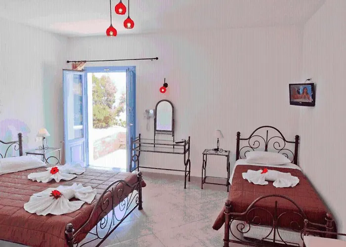 Πανσιόν Ios Memories 3*